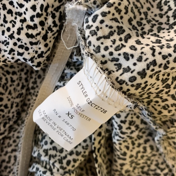 NWT Sienna Sky Size XS Cinched Waist Blouse - Picture 12 of 12